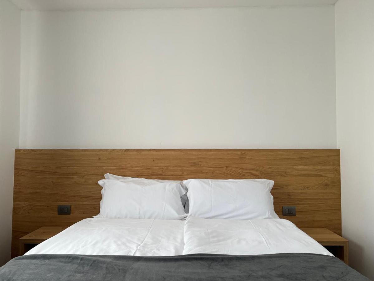 Hotel Belvedere Spiazzi Di Caprino Ngoại thất bức ảnh