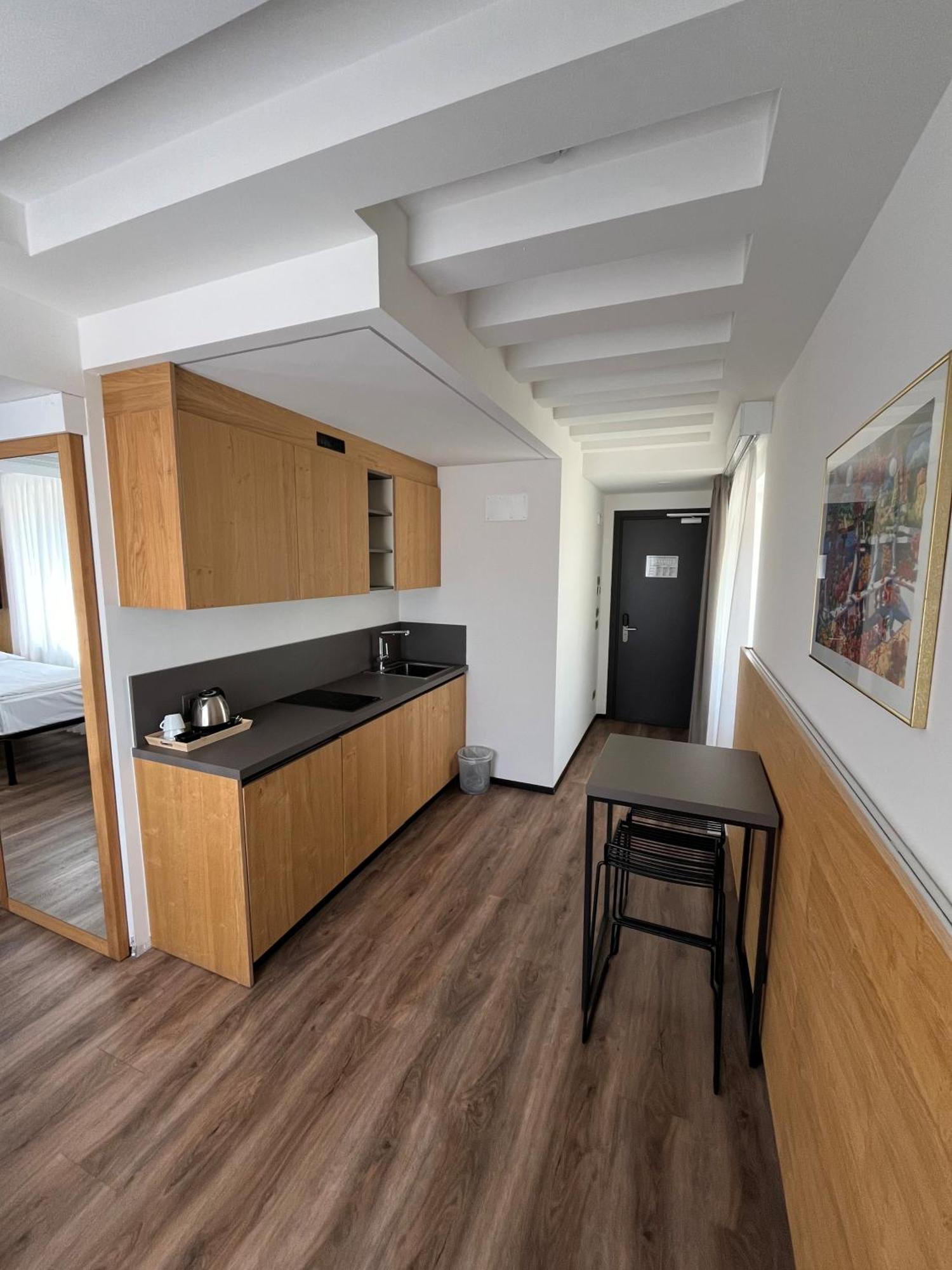 Hotel Belvedere Spiazzi Di Caprino Ngoại thất bức ảnh